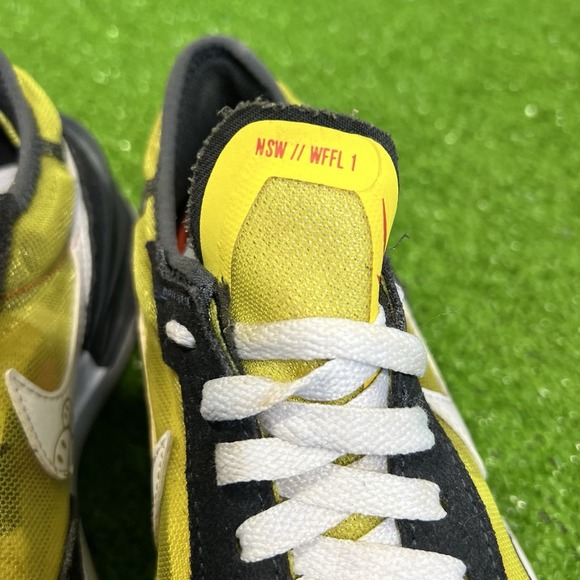 Youth Size 7 Nike Running Shoes Waffle Debut Yellow "go The Extra Smile" - Picture 3 of 12